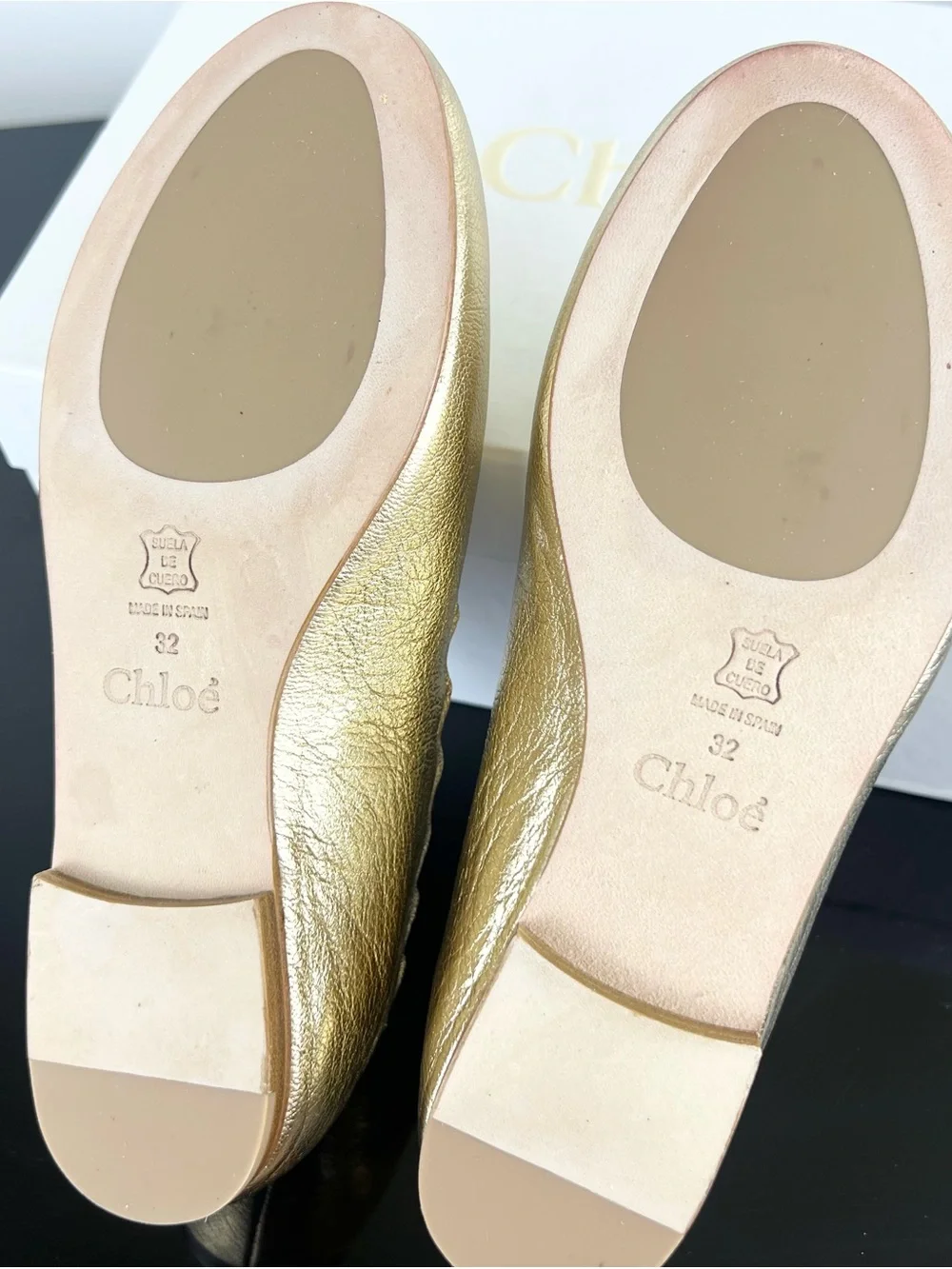 Chloe Kids Girls Lauren Scalloped Leather Ballet Flats, Gold ,32 EU